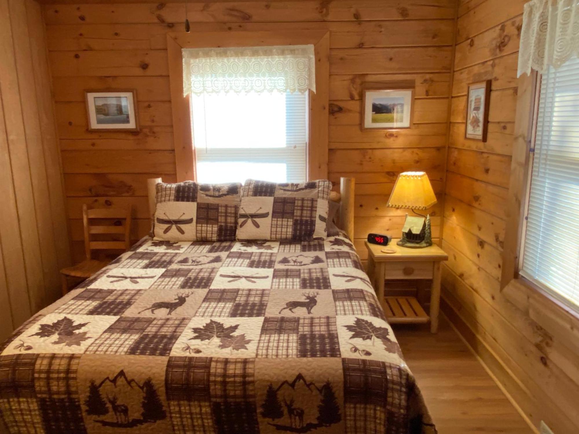 Misty Creek Log Cabins ماجي فالي المظهر الخارجي الصورة