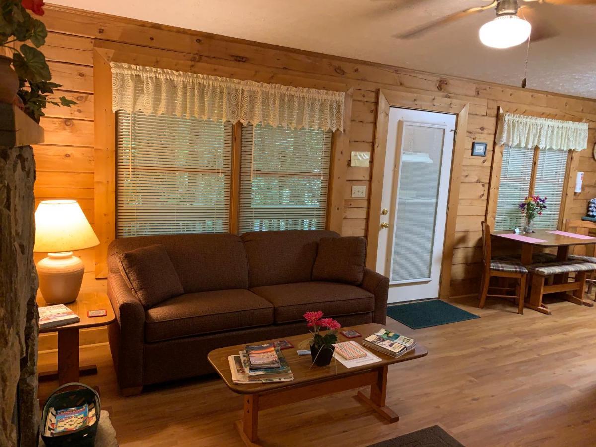 Misty Creek Log Cabins ماجي فالي المظهر الخارجي الصورة
