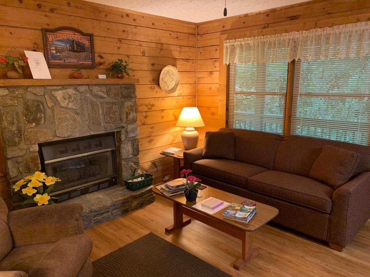 Misty Creek Log Cabins ماجي فالي المظهر الخارجي الصورة