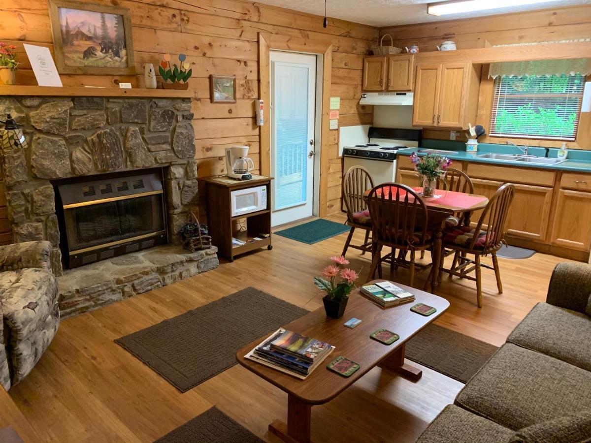 Misty Creek Log Cabins ماجي فالي المظهر الخارجي الصورة